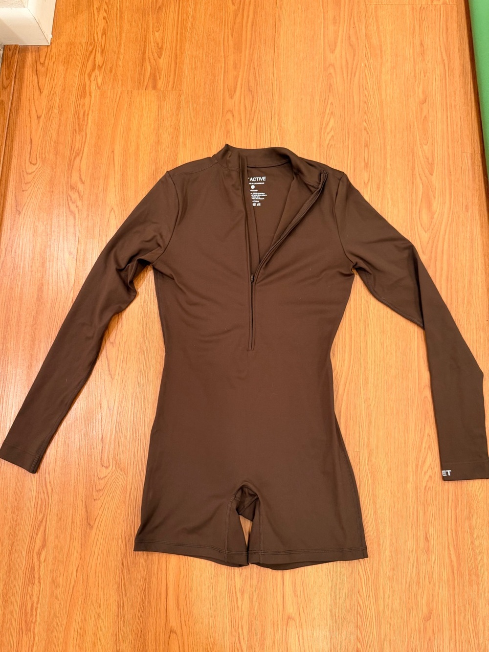 SET Active Brown Long-Sleeve Zippered Romper Shortysuit